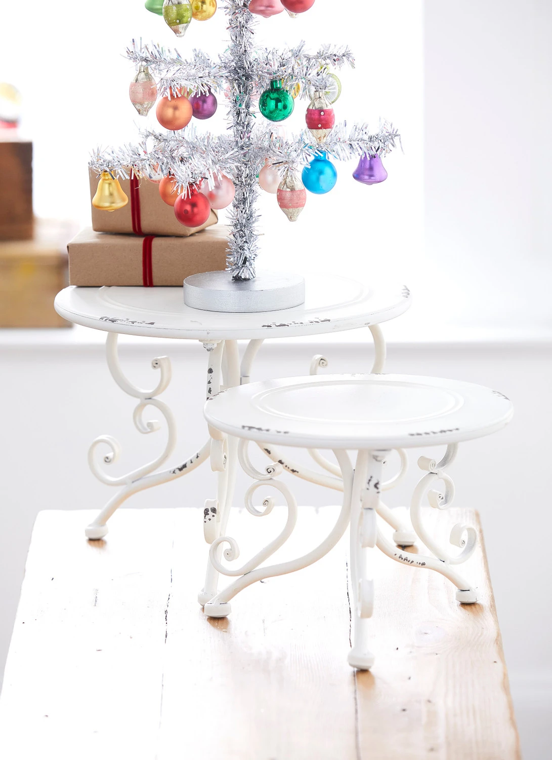 Raz Set Of 2 White Distressed Metal Risers Stands 4228915 3 Raz Set Of 2 White Distressed Metal Risers Stands 4228915