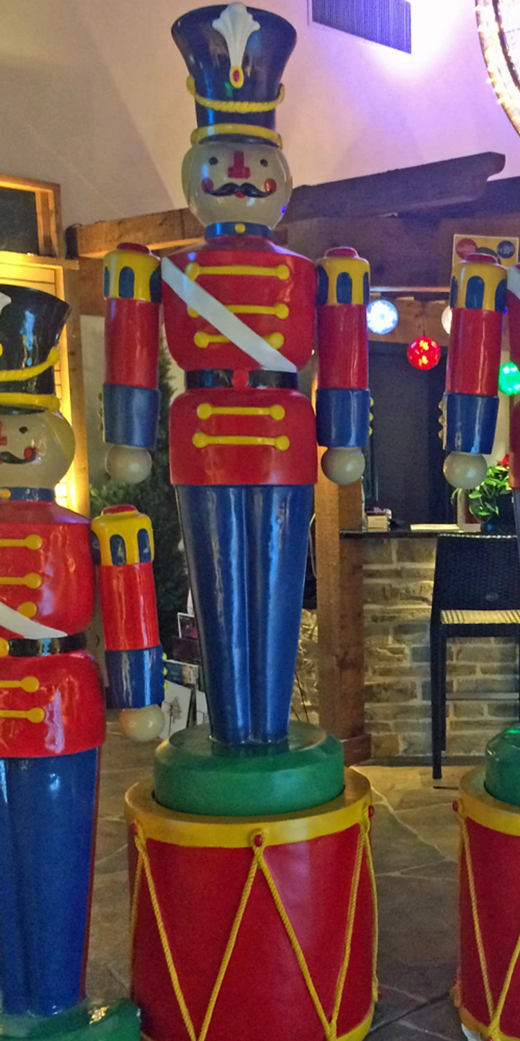 Barcana Commercial Full Body Outdoor Large Toy Soldier With Drum Stand 55-24015-118 4 Barcana Commercial Full Body Outdoor Large Toy Soldier With Drum Stand 55-24015-118 - Image 2